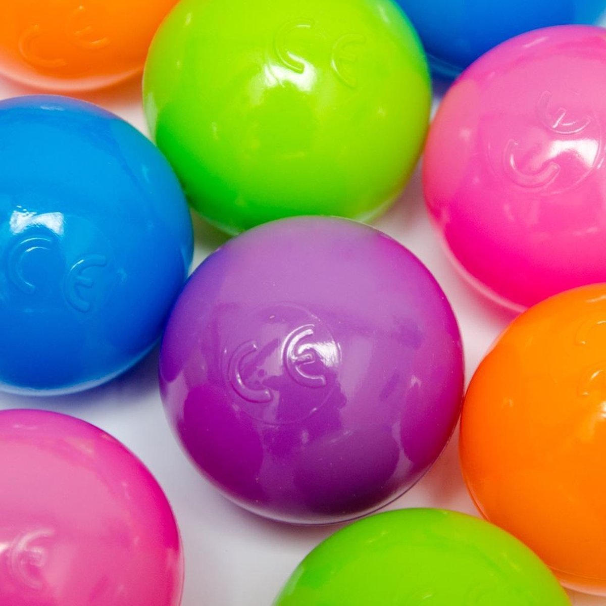 200 balles de bain boule 5,5cm couleurs pastel